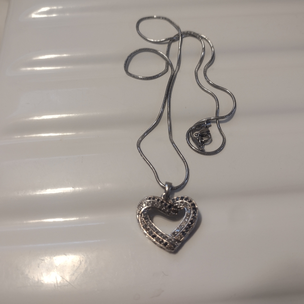 Elegant Silver Heart Pendant Necklace